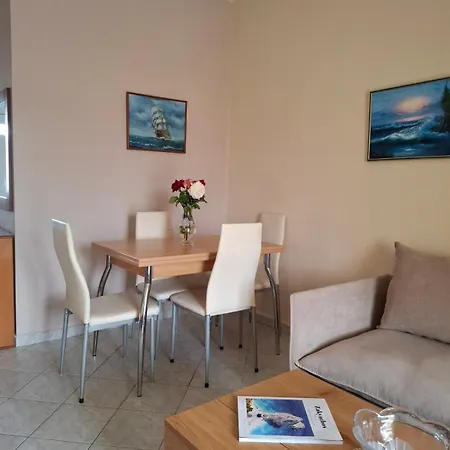 Lejlighed Rousela Vasilikí